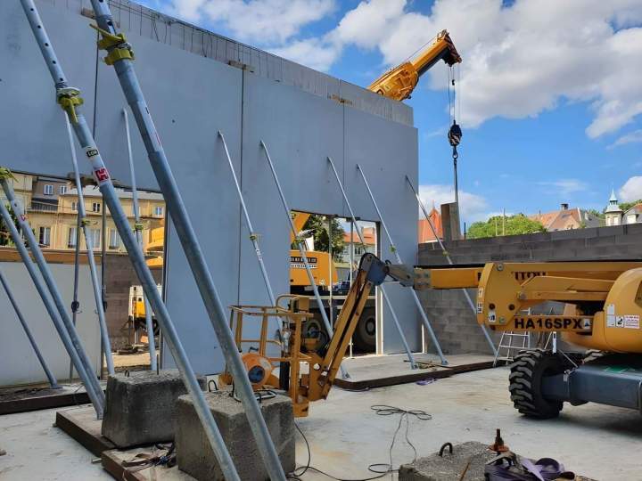 Montage de murs en béton préfabriqué, Rosbruck