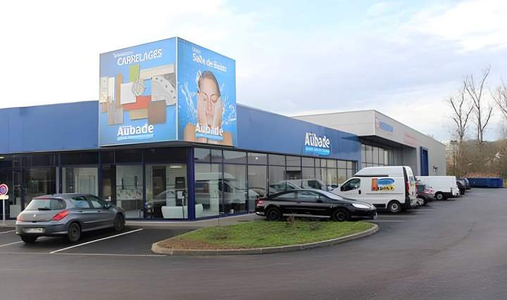 Construction de bâtiment commercial, Rosbruck